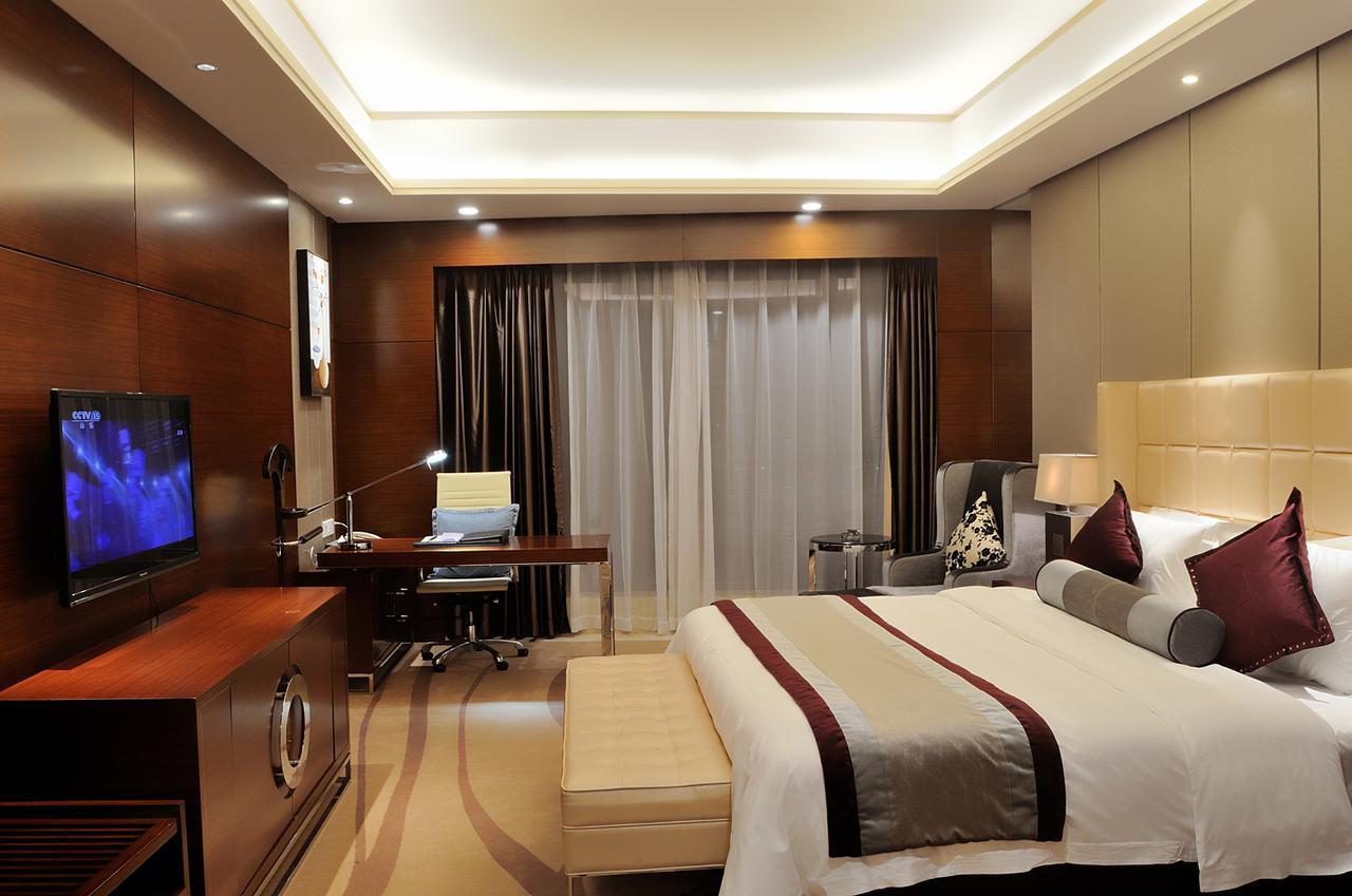 Guangzhou ChangFeng Gloria Plaza Hotel Esterno foto